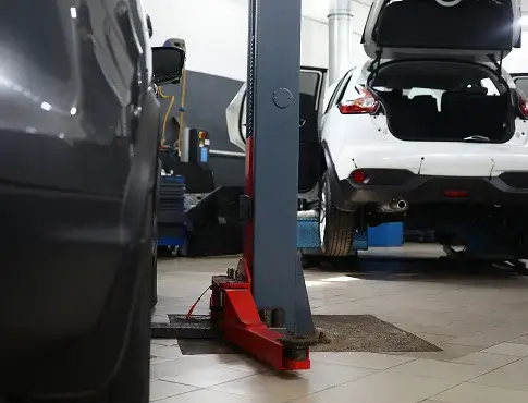 white-vehicle-with-trunk-open-1
